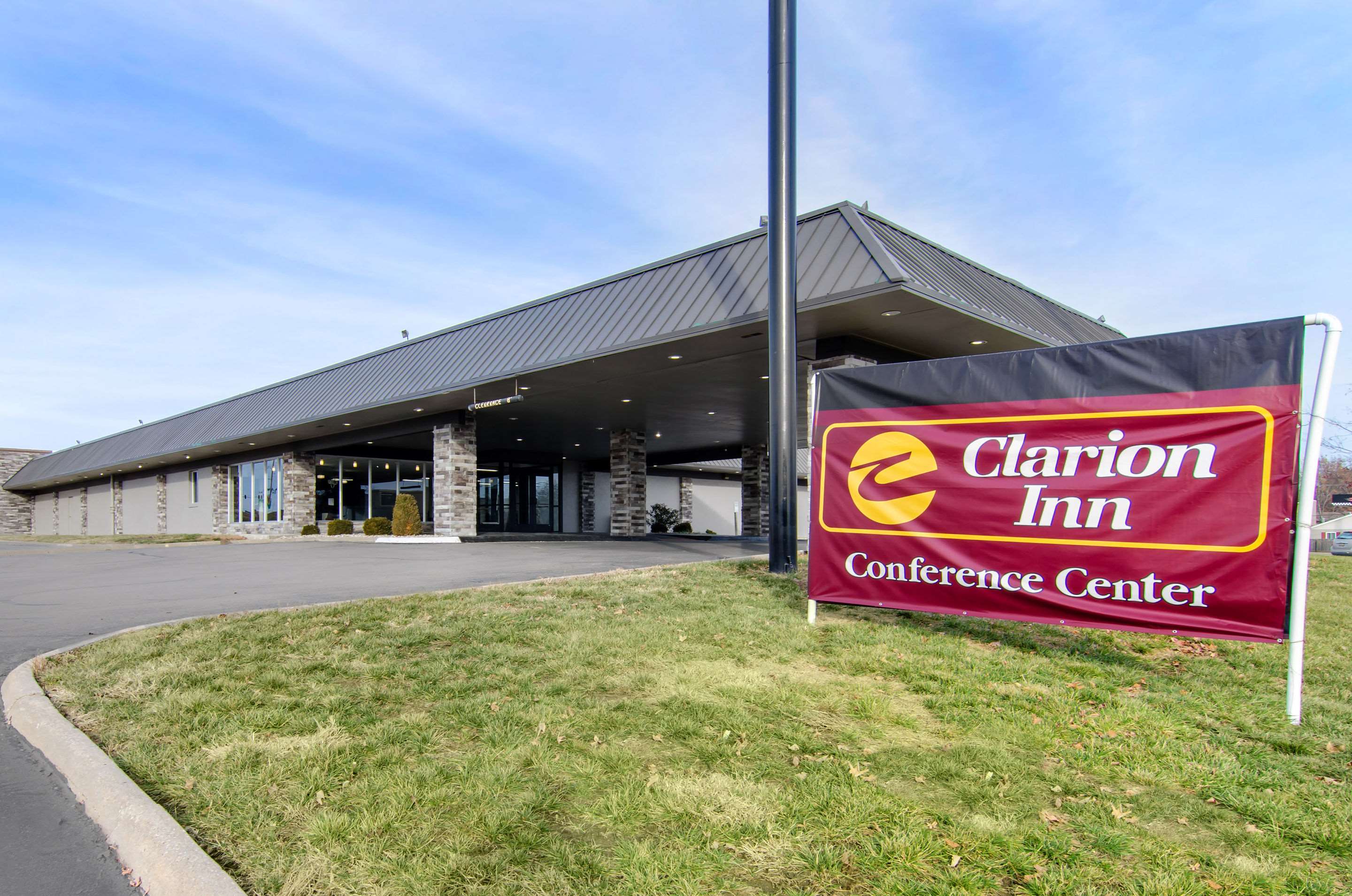 Clarion Inn & Conference Center Photo