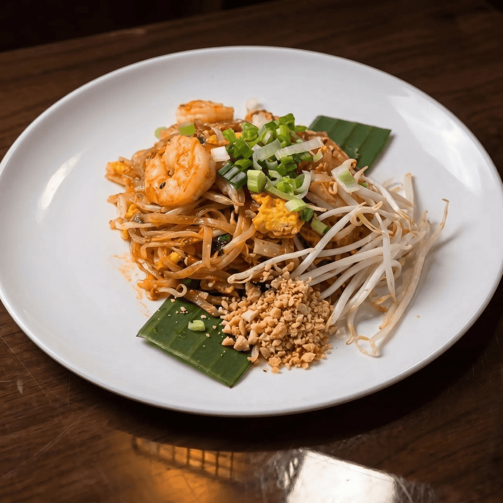 L-10 Pad Thai Shrimp