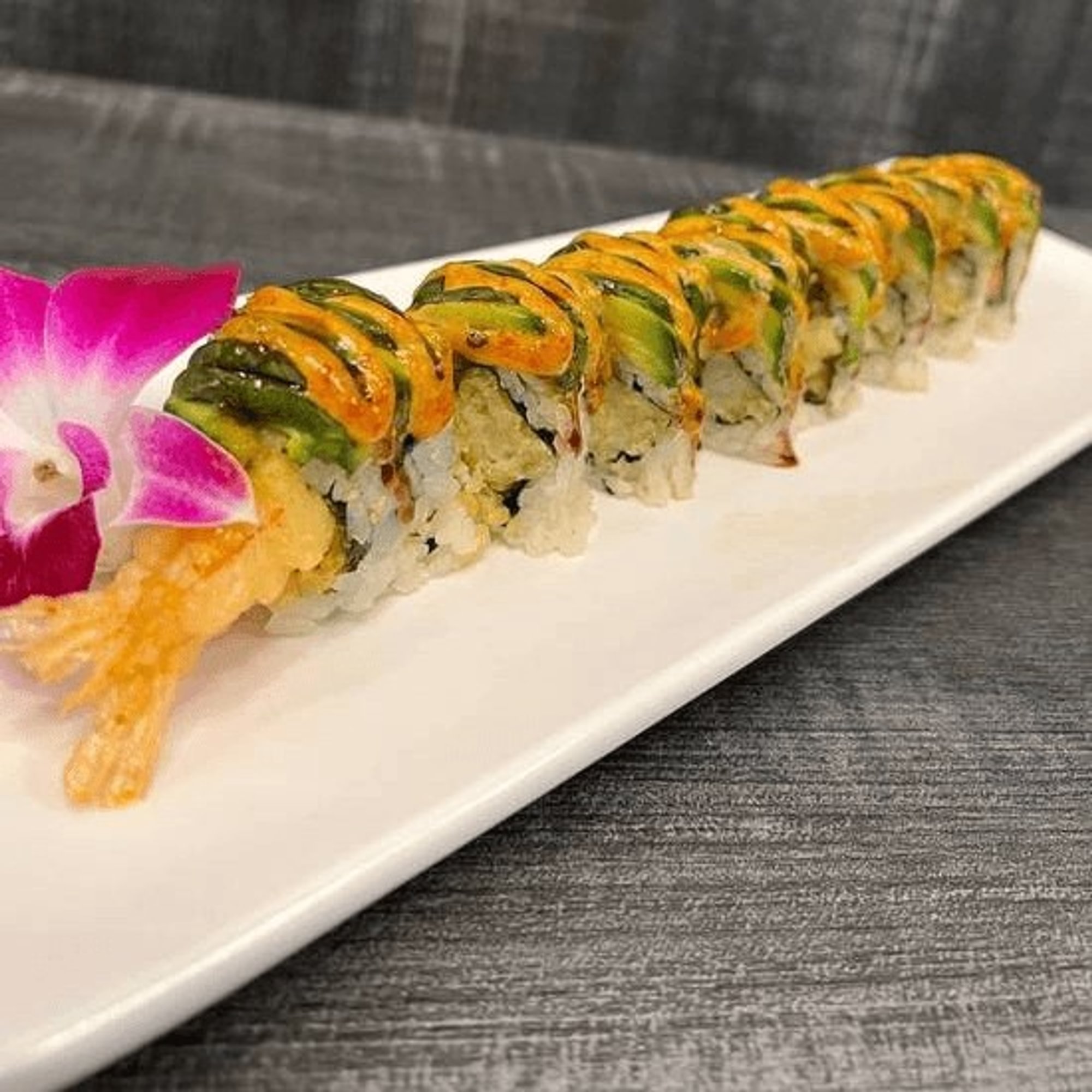 Caterpillar Roll (8pc)