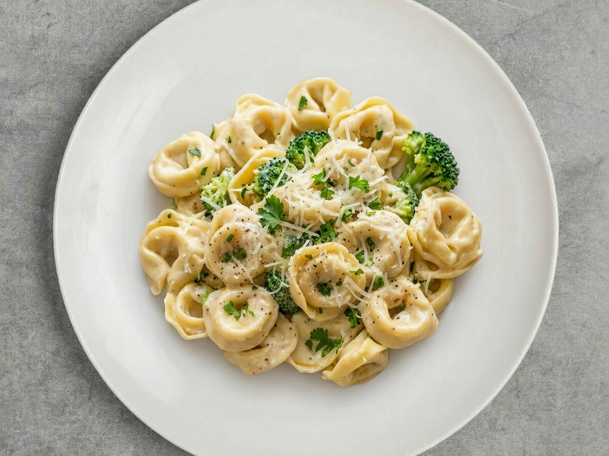 Tortellini Alfredo