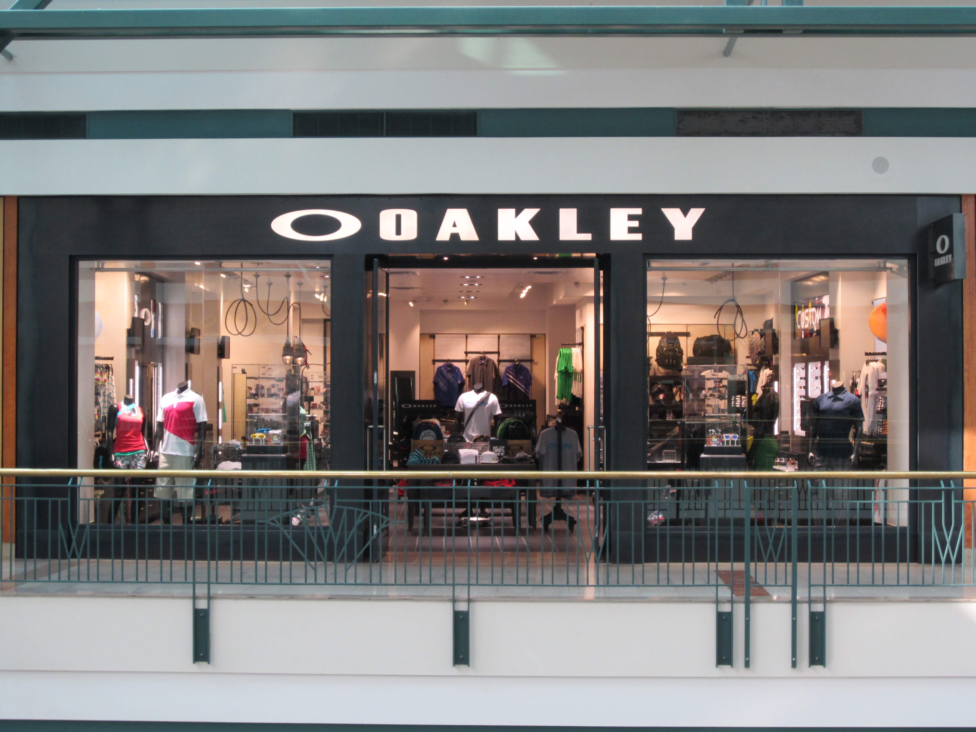 Oakley Store Photo