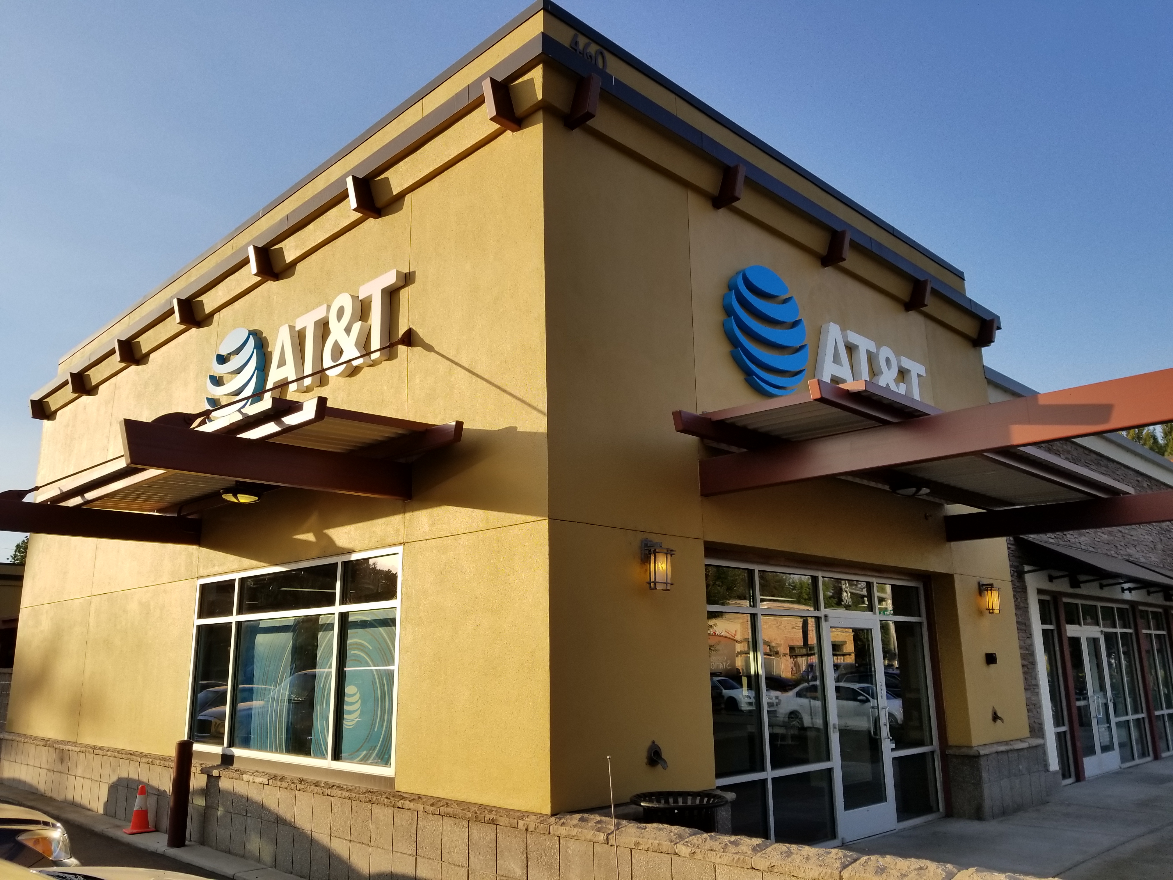 AT&T Store Photo