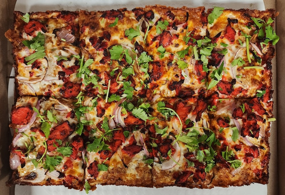 Small Tandoori Chicken Detroit-Style Pizza