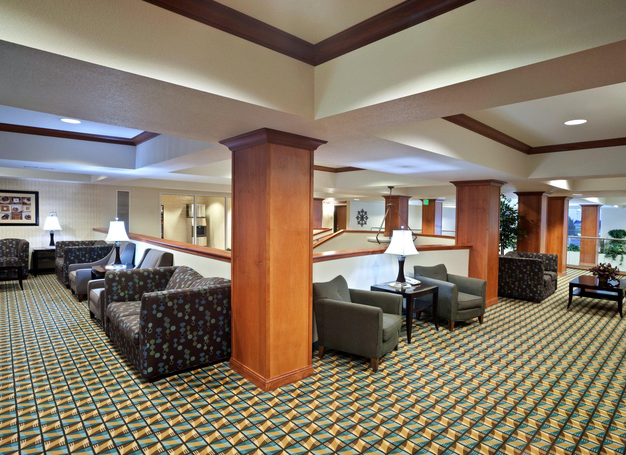 Holiday Inn Express & Suites Nampa - Idaho Center Photo