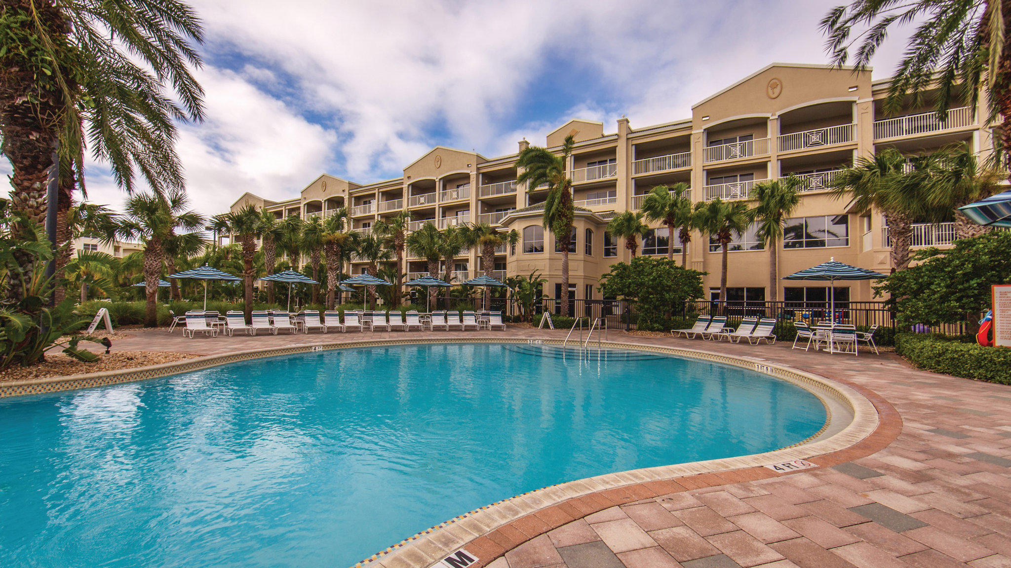 Holiday Inn Club Vacations Cape Canaveral Beach Resort Photo