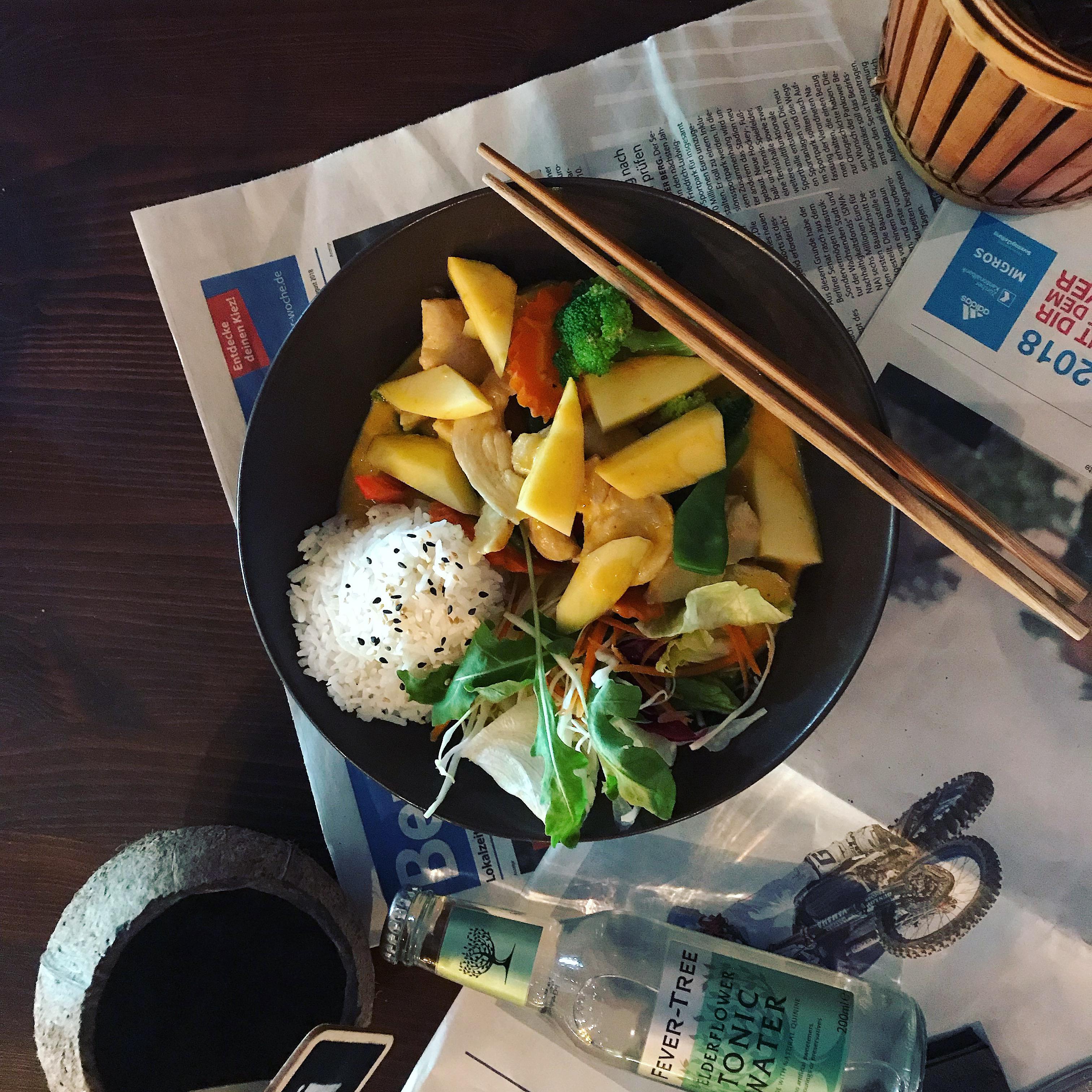 Bilder Noi Original Deli Restaurant - Vietnamese Cuisine & Sushi