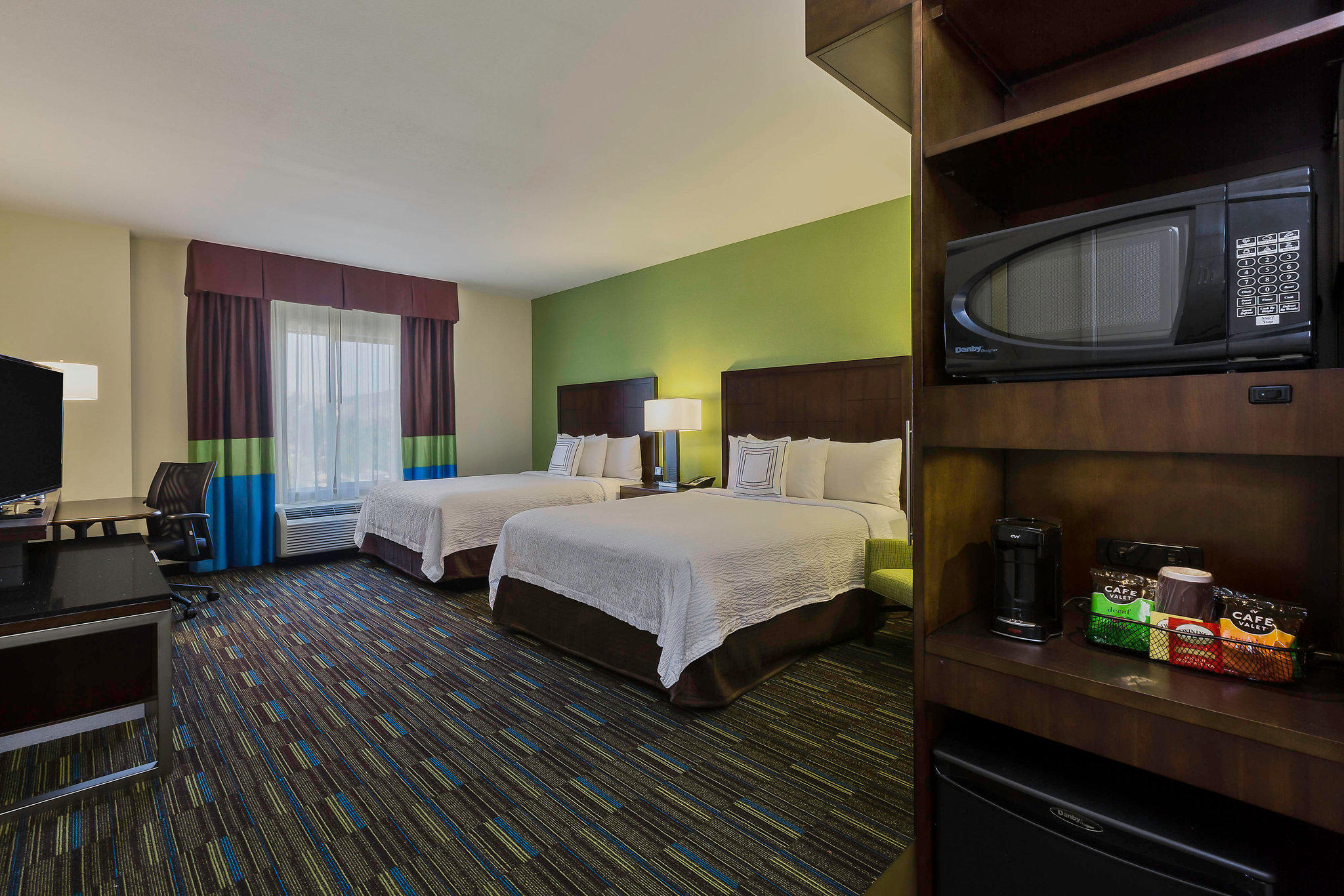 Fairfield Inn & Suites by Marriott Riverside Corona/Norco Photo