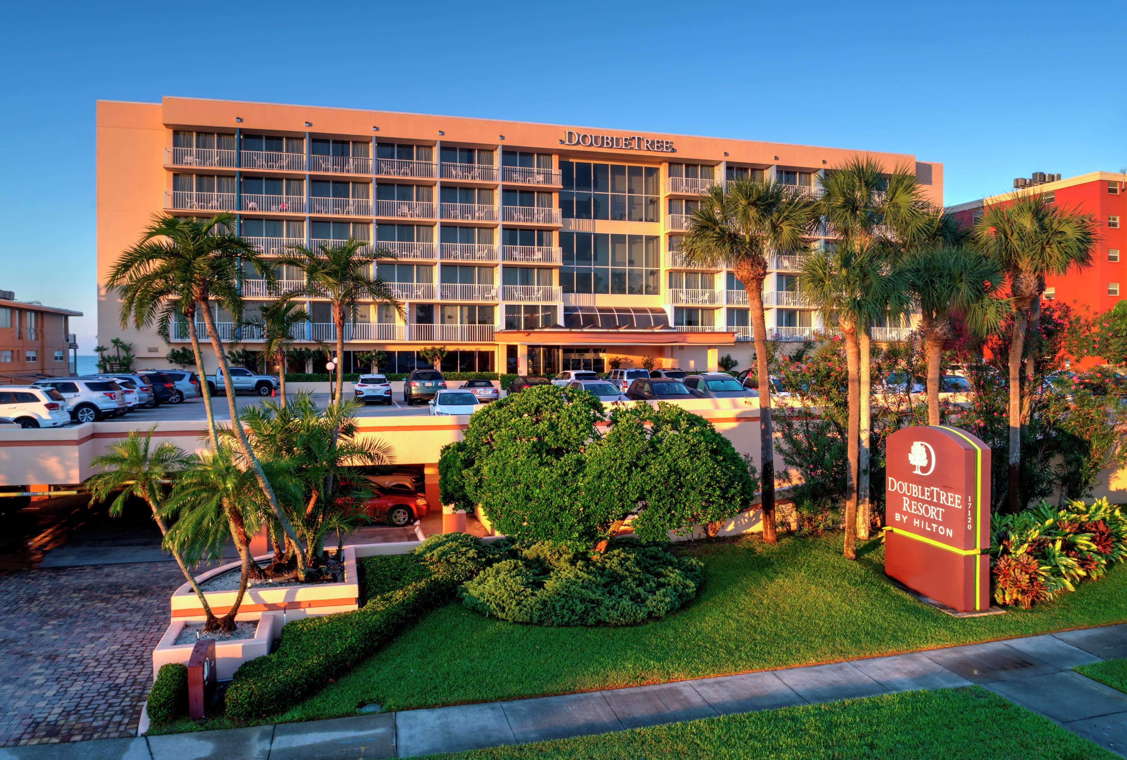 DoubleTree Beach Resort by Hilton Hotel Tampa Bay - North Redington Beach Photo