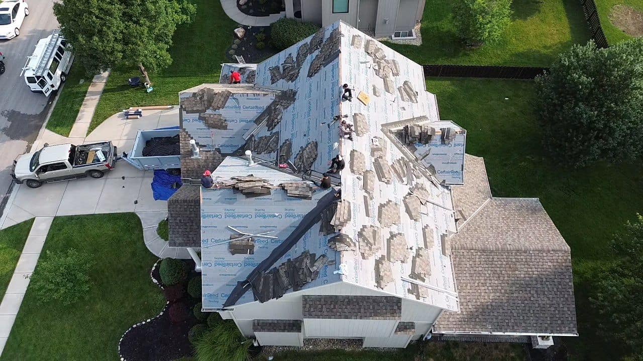 Family Construction Roofing Image