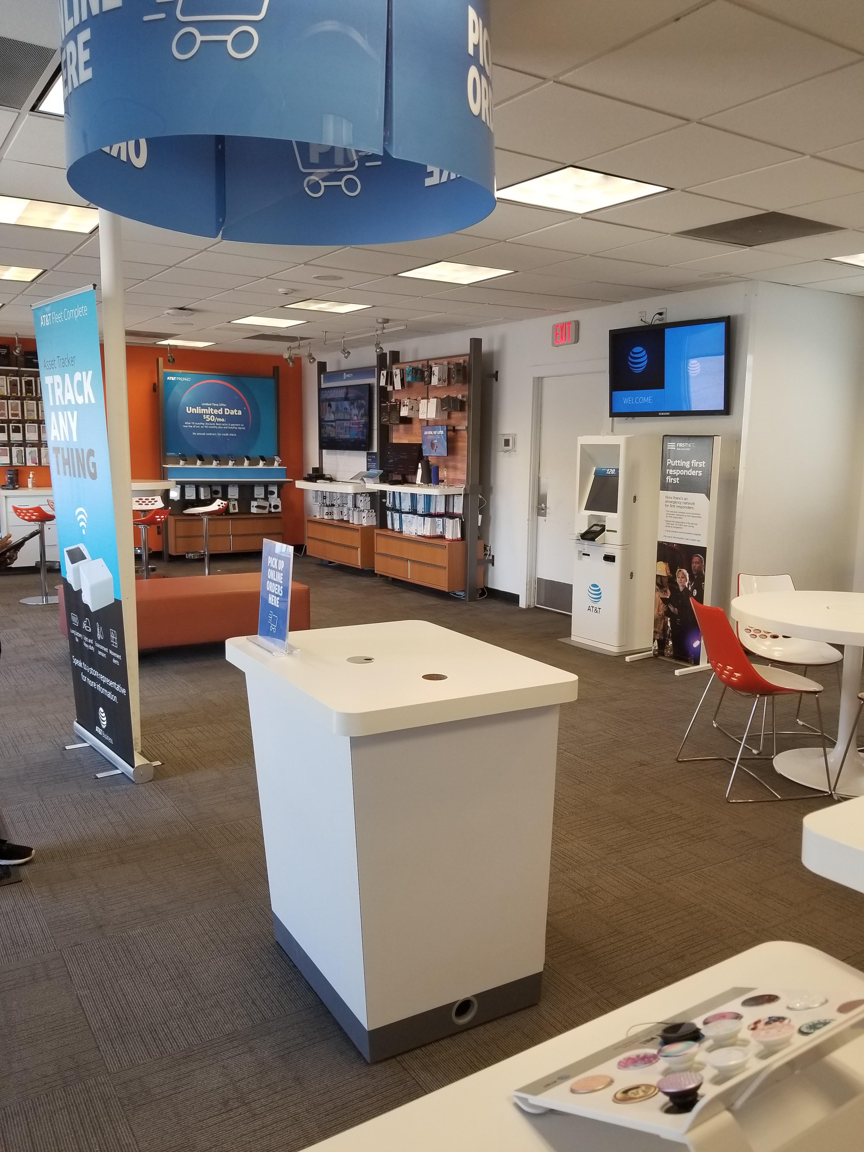 AT&T Store Photo