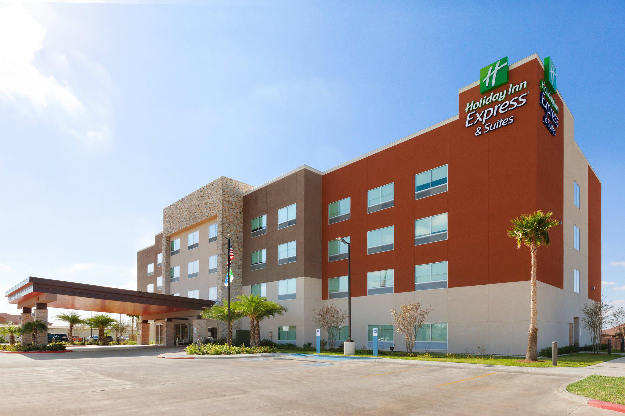 Holiday Inn Express & Suites Edinburg-McAllen Area Photo