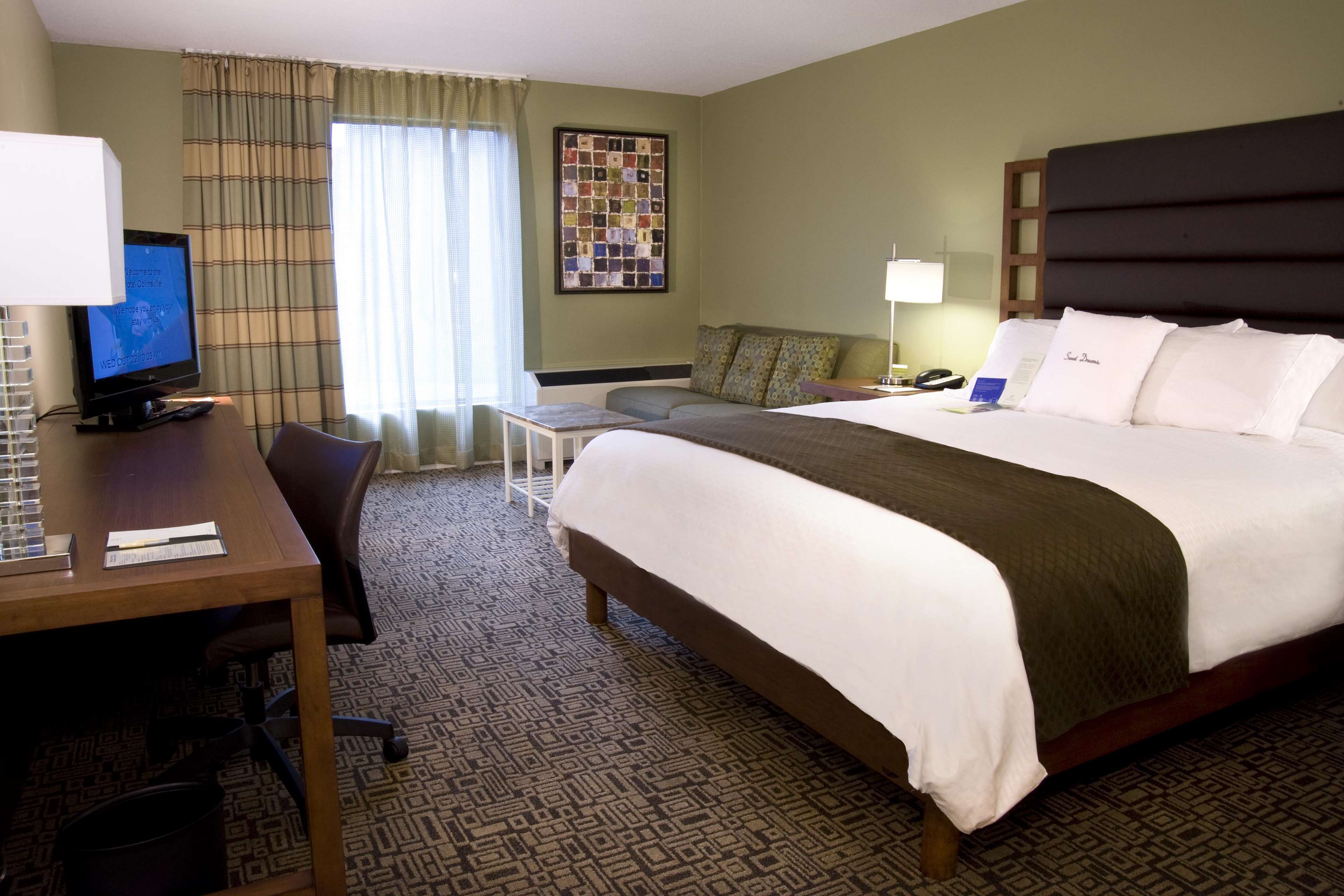 DoubleTree by Hilton Hotel Collinsville - St. Louis Photo