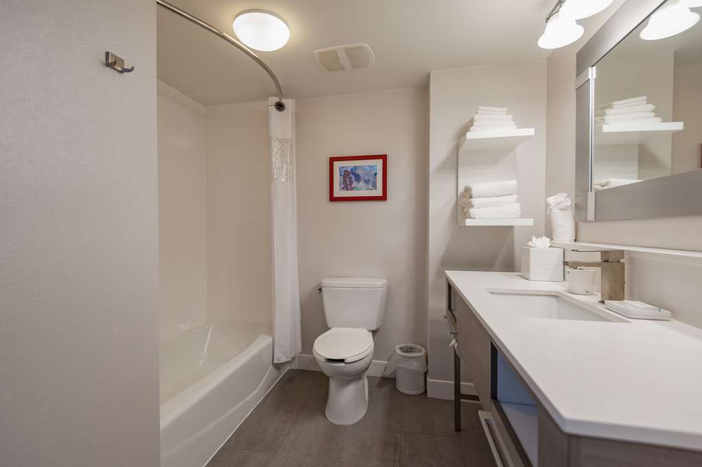 Hampton Inn East Windsor Image