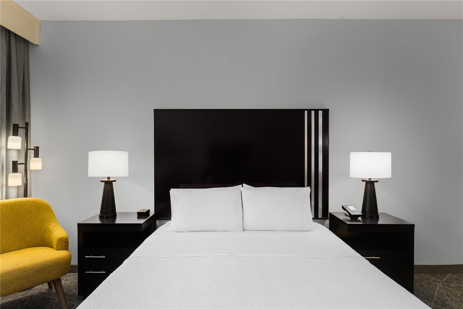 Hampton Inn & Suites Mountain View Image