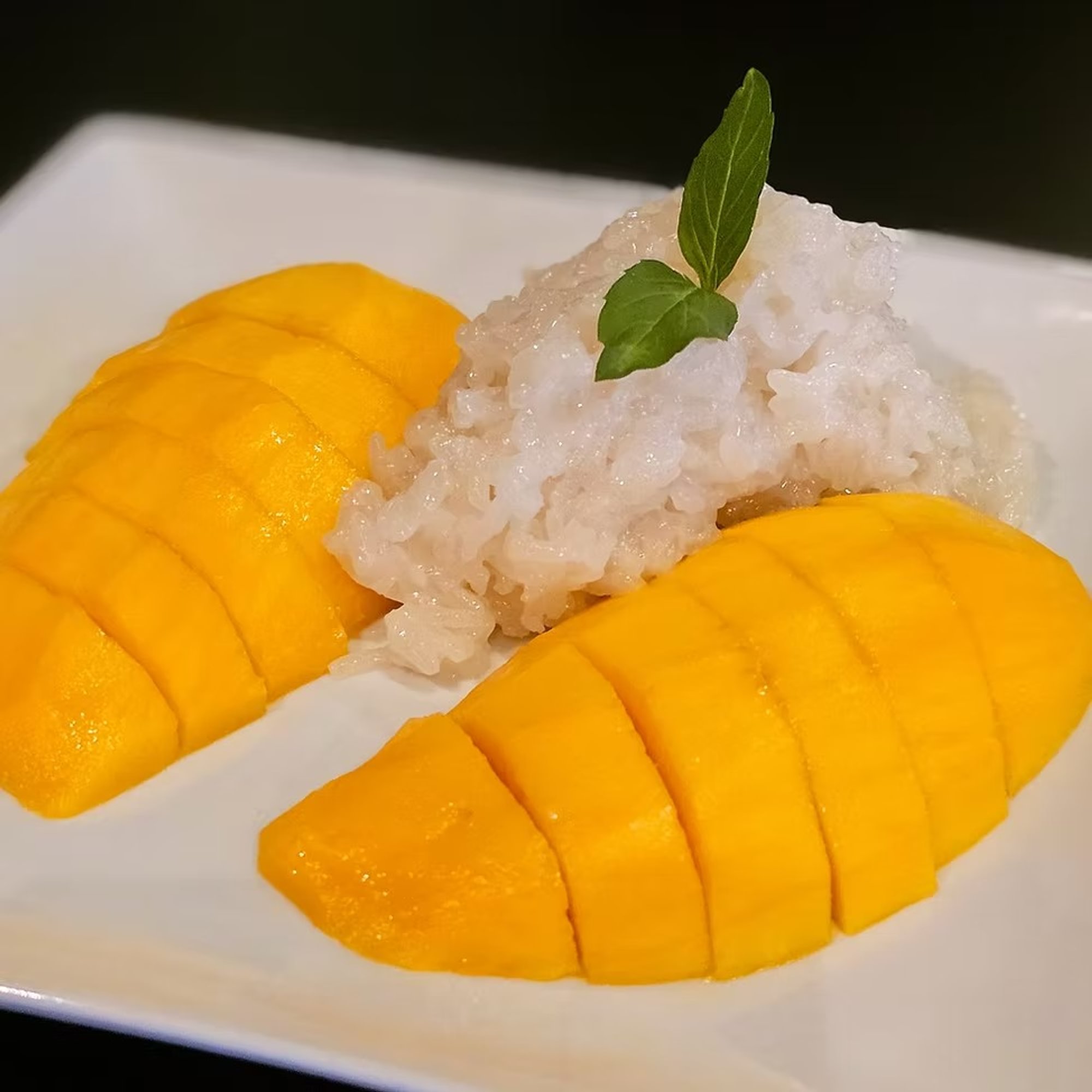 Mango with Sweet Sticky Rice (Seasonal)
