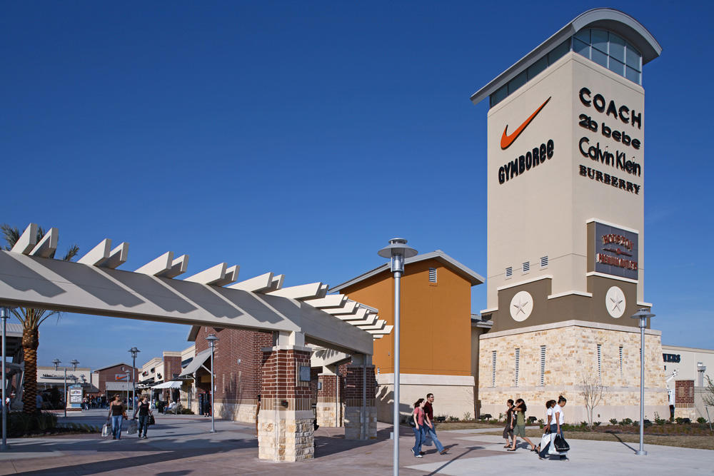 Houston Premium Outlets, 29300 Hempstead Rd, Cypress, TX, Shopping