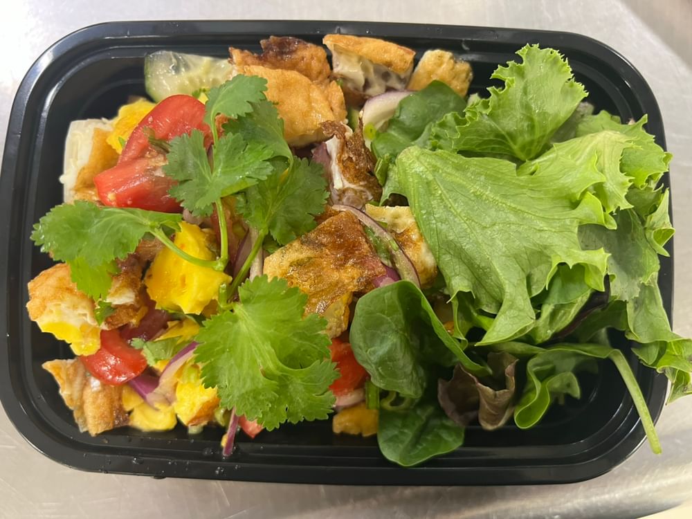 B2. Thai Fried Egg Salad
