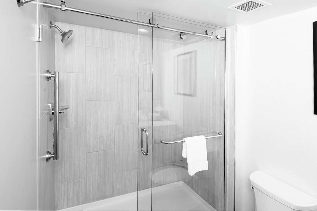 Hilton Greenville Image