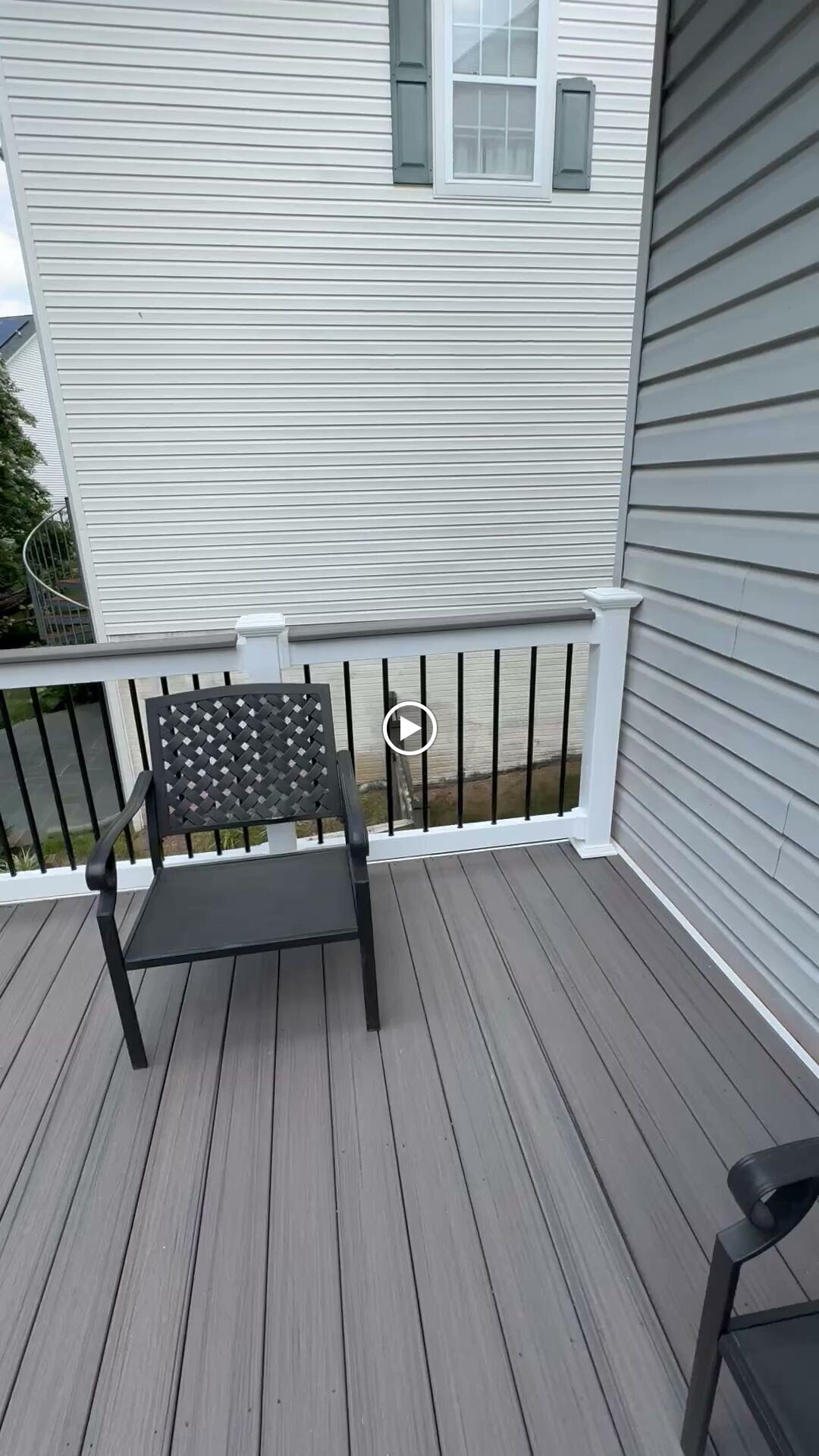 Monnot Construction, LLC Logo