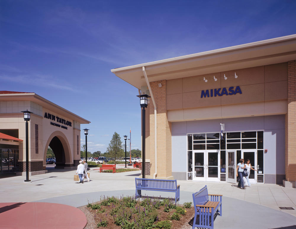 Welcome To Chicago Premium Outlets® - A Shopping Center In Aurora, IL - A  Simon Property