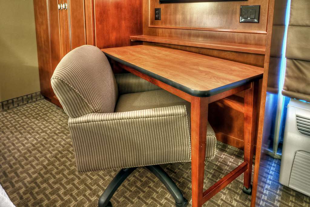 Hampton Inn Franklin Image