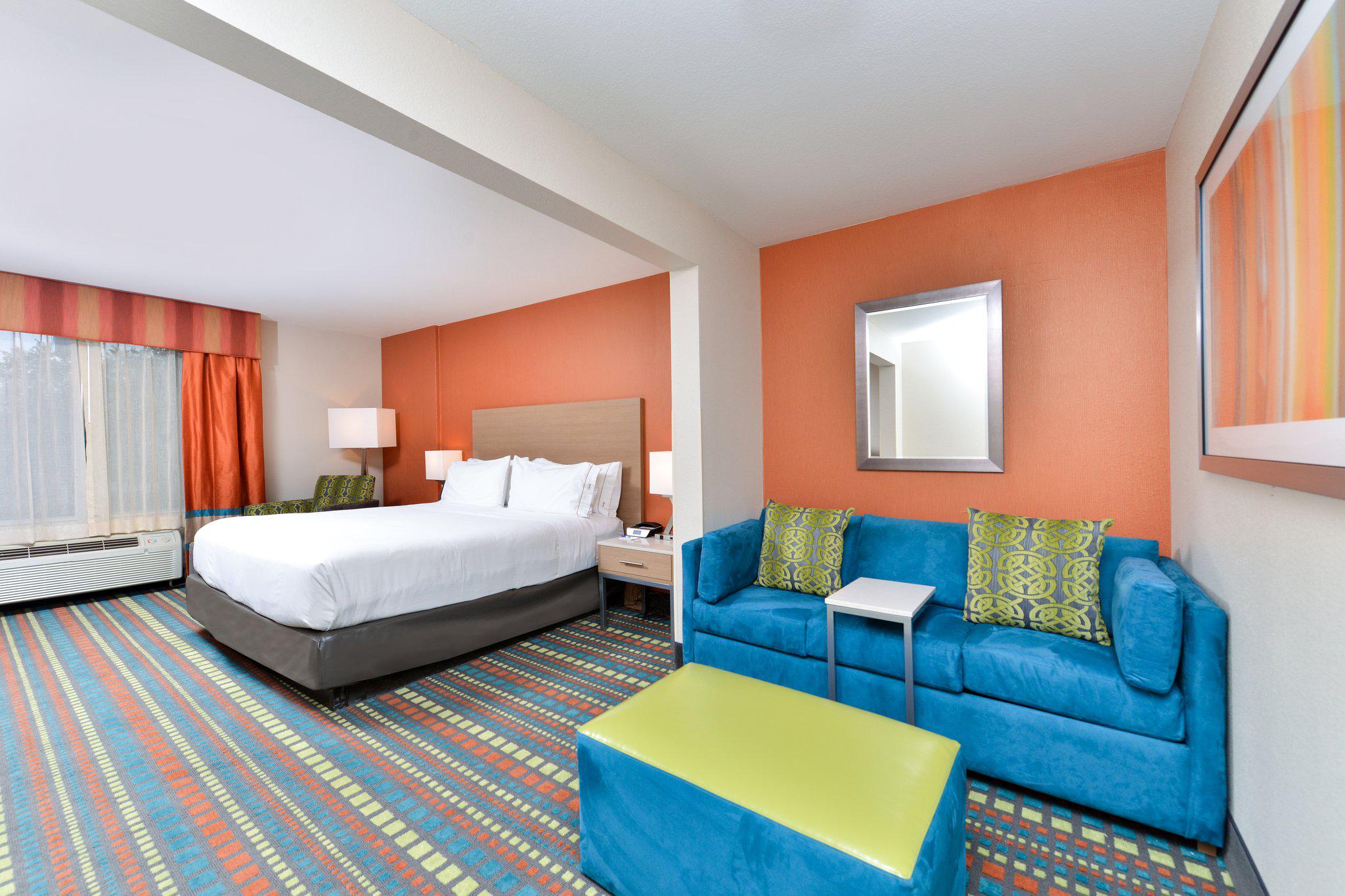 Holiday Inn Express Albuquerque N - Bernalillo Photo