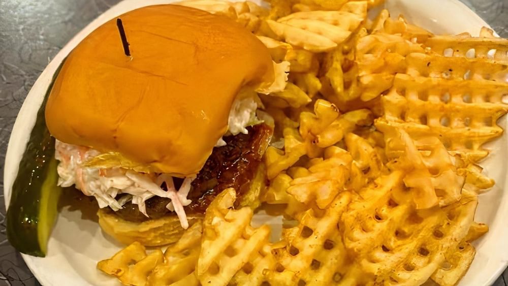 Carolina Burger