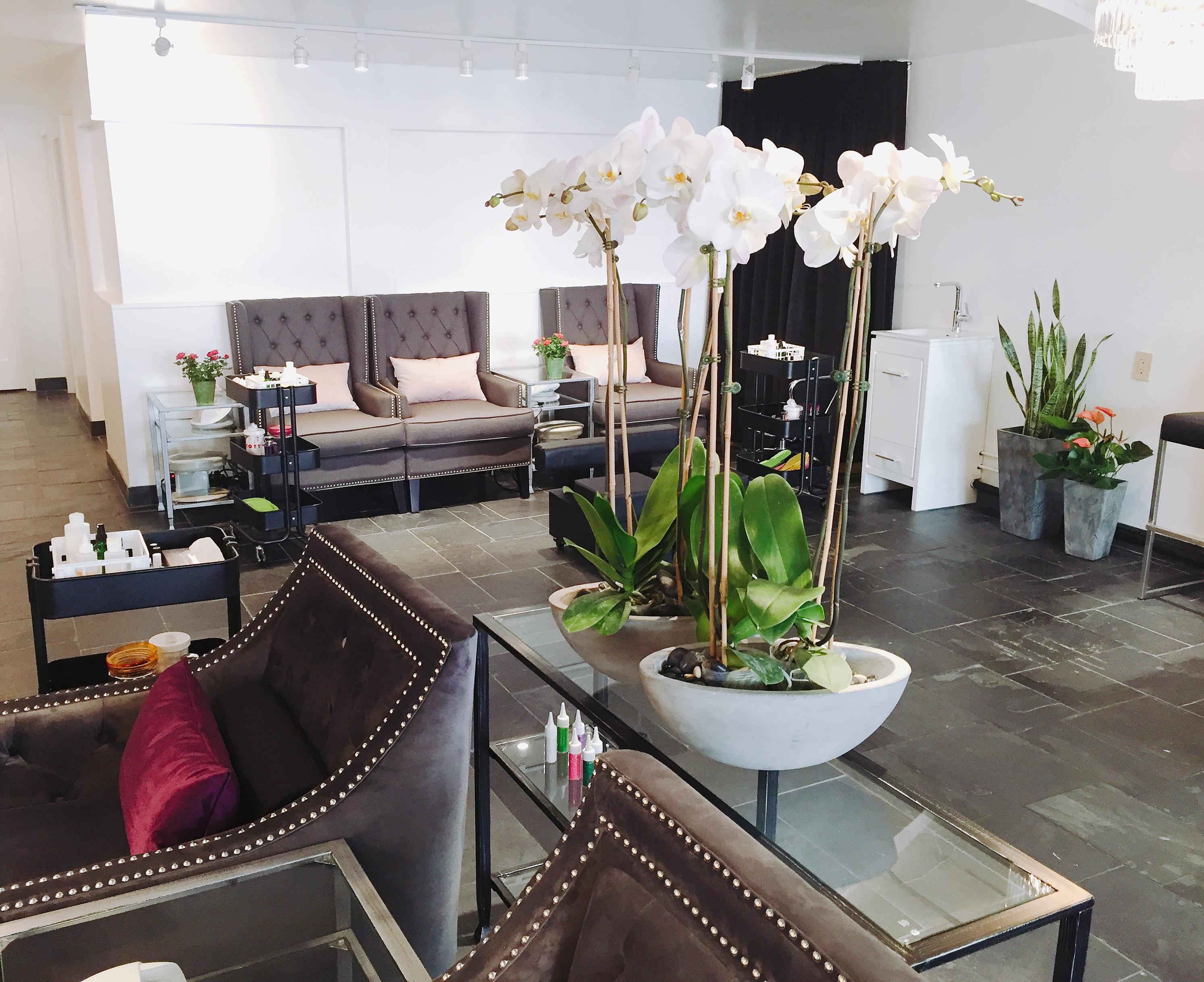 Thi Spa & Nails Image