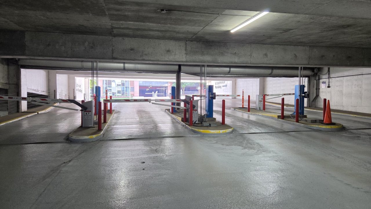 LAZ Parking - 101 S Hanley