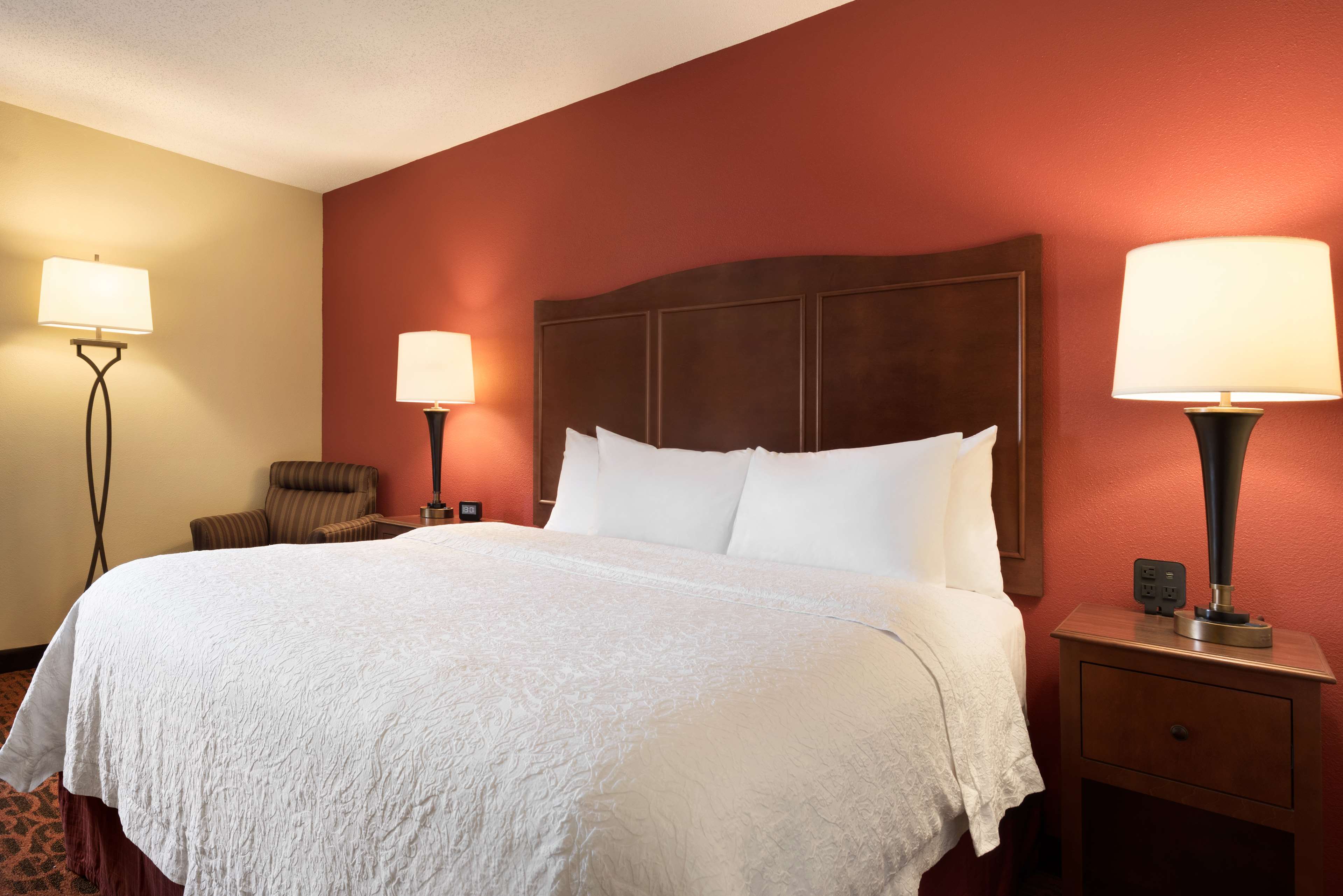 Hampton Inn Battle Creek, 1150 Riverside Drive, Battle Creek, MI