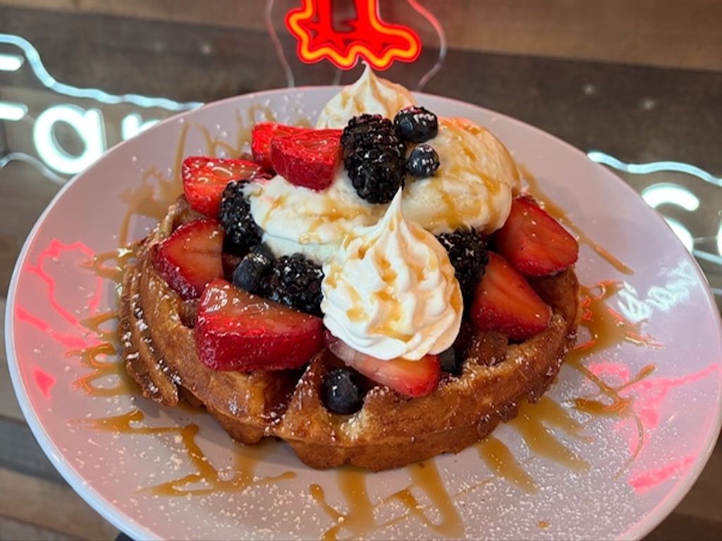 Finas Waffles N Icecream