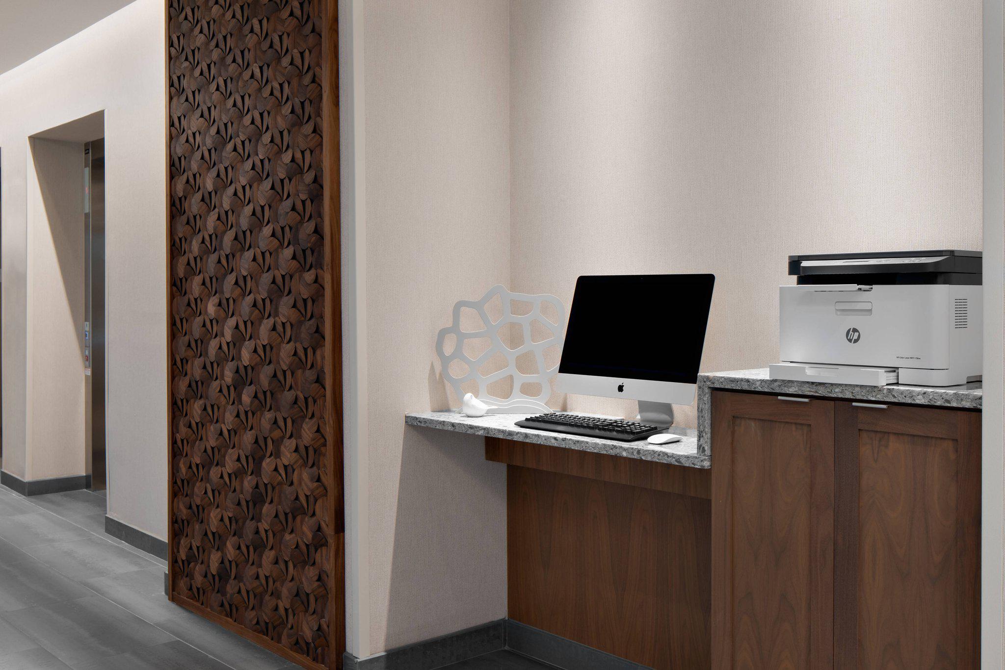 Fairfield Inn & Suites by Marriott Lake Geneva Photo