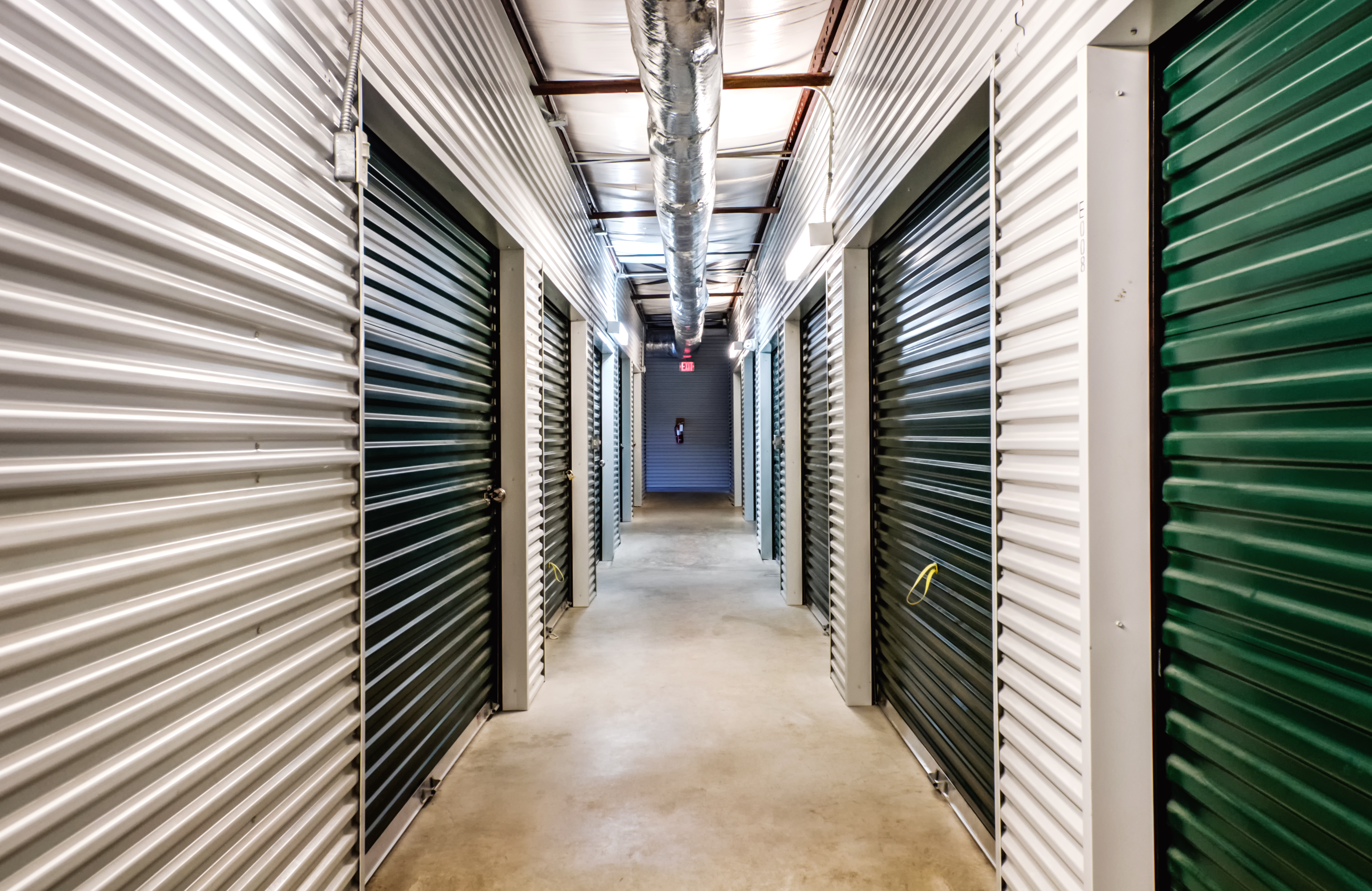 Lockaway Storage - Crestway Photo