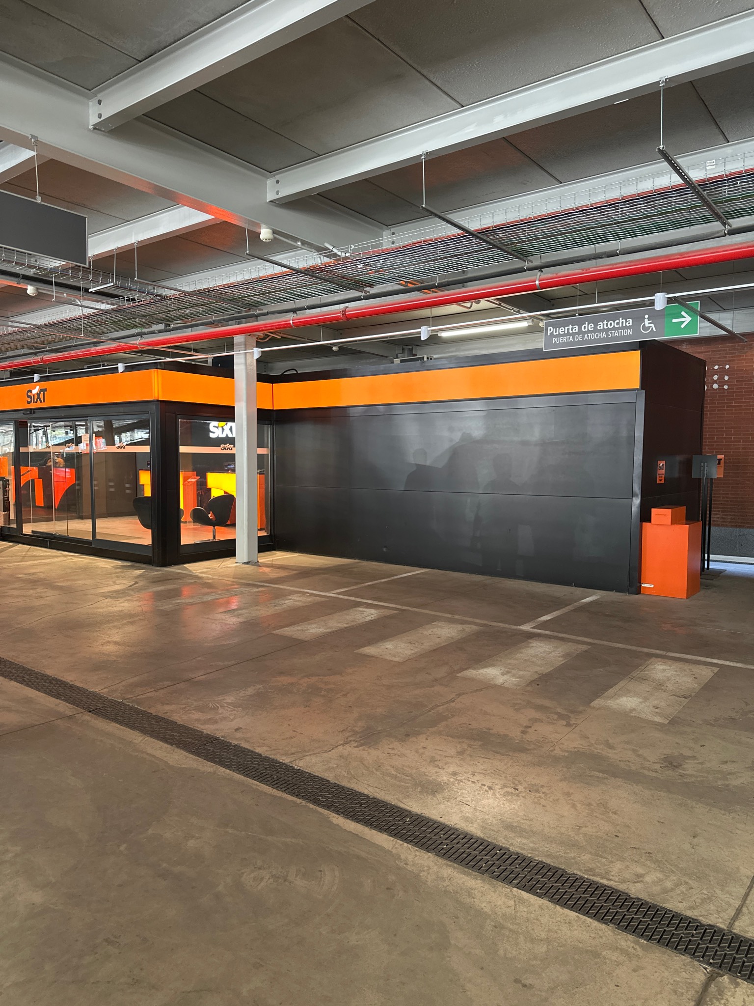 SIXT - Madrid Atocha Estaci&oacute;n 35