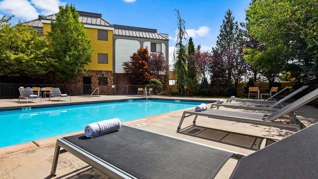 Images Best Western Plus Olympic Inn