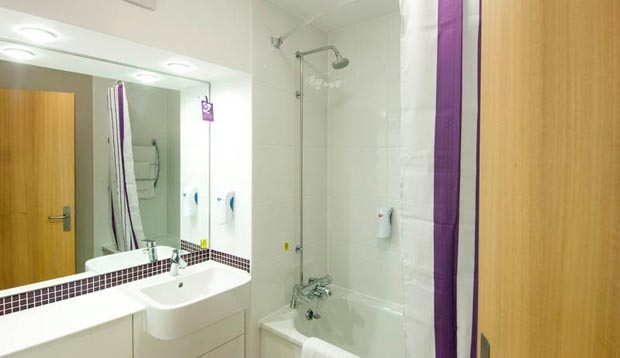 Images Premier Inn Barry Island Cardiff Airport