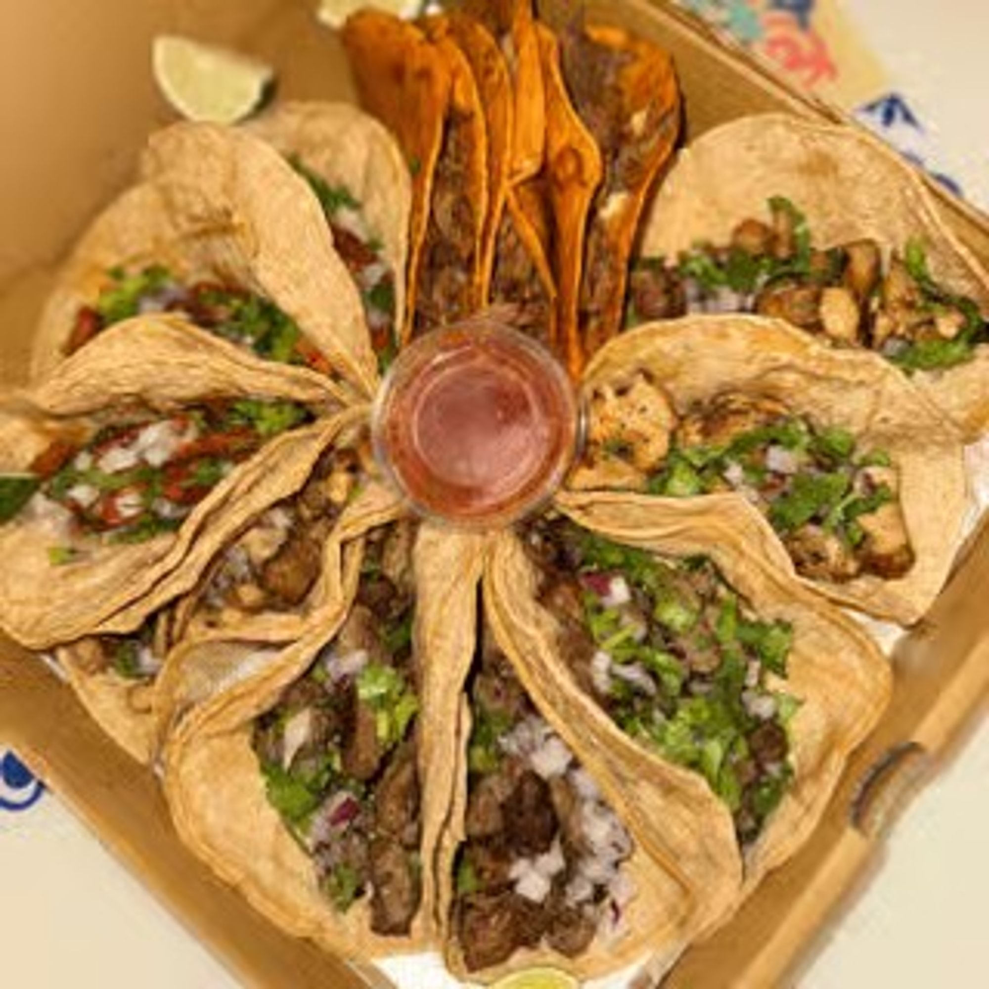 TAQUIZA (12 STREET TACOS)