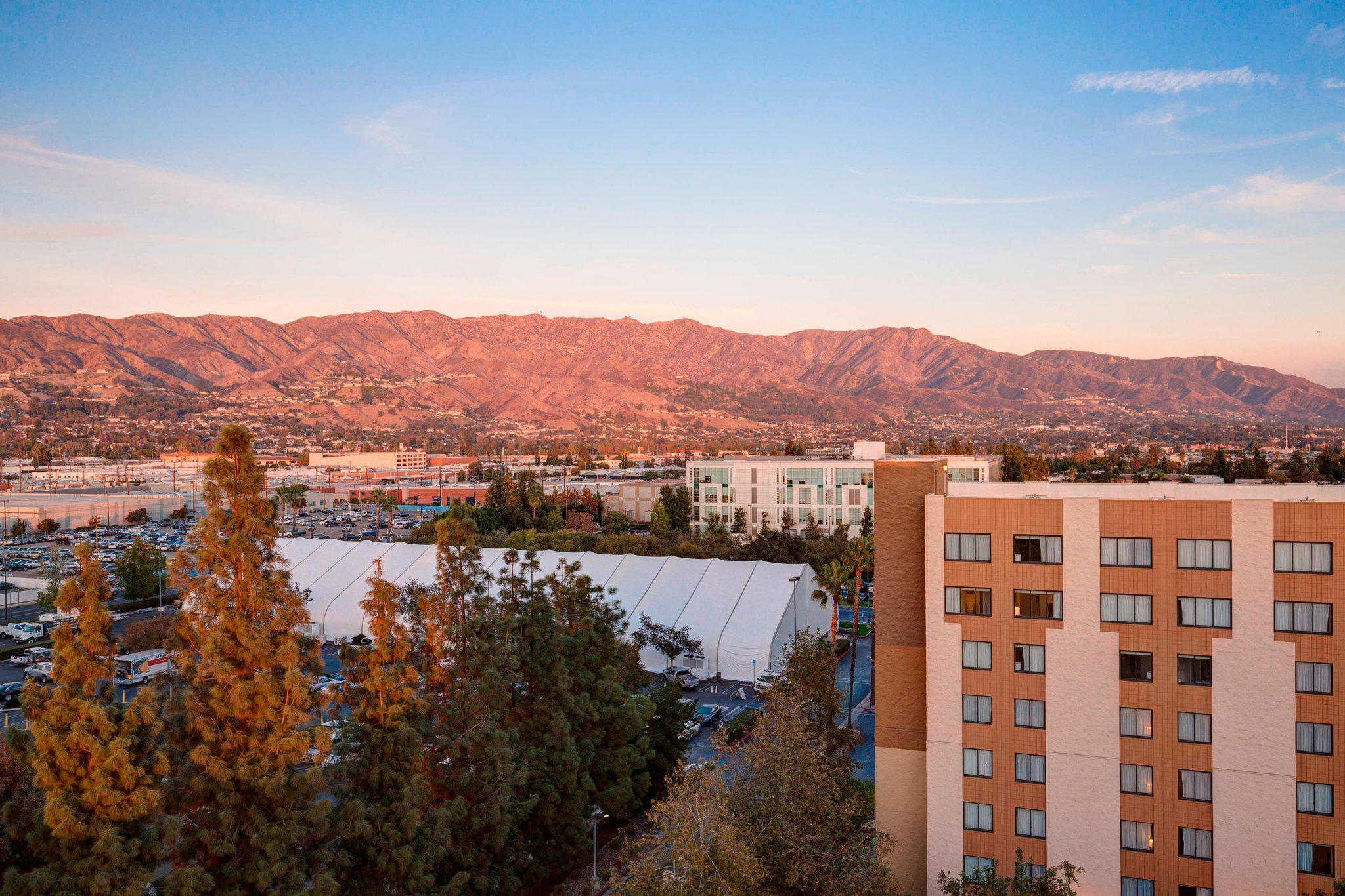 Los Angeles Marriott Burbank Airport Photo