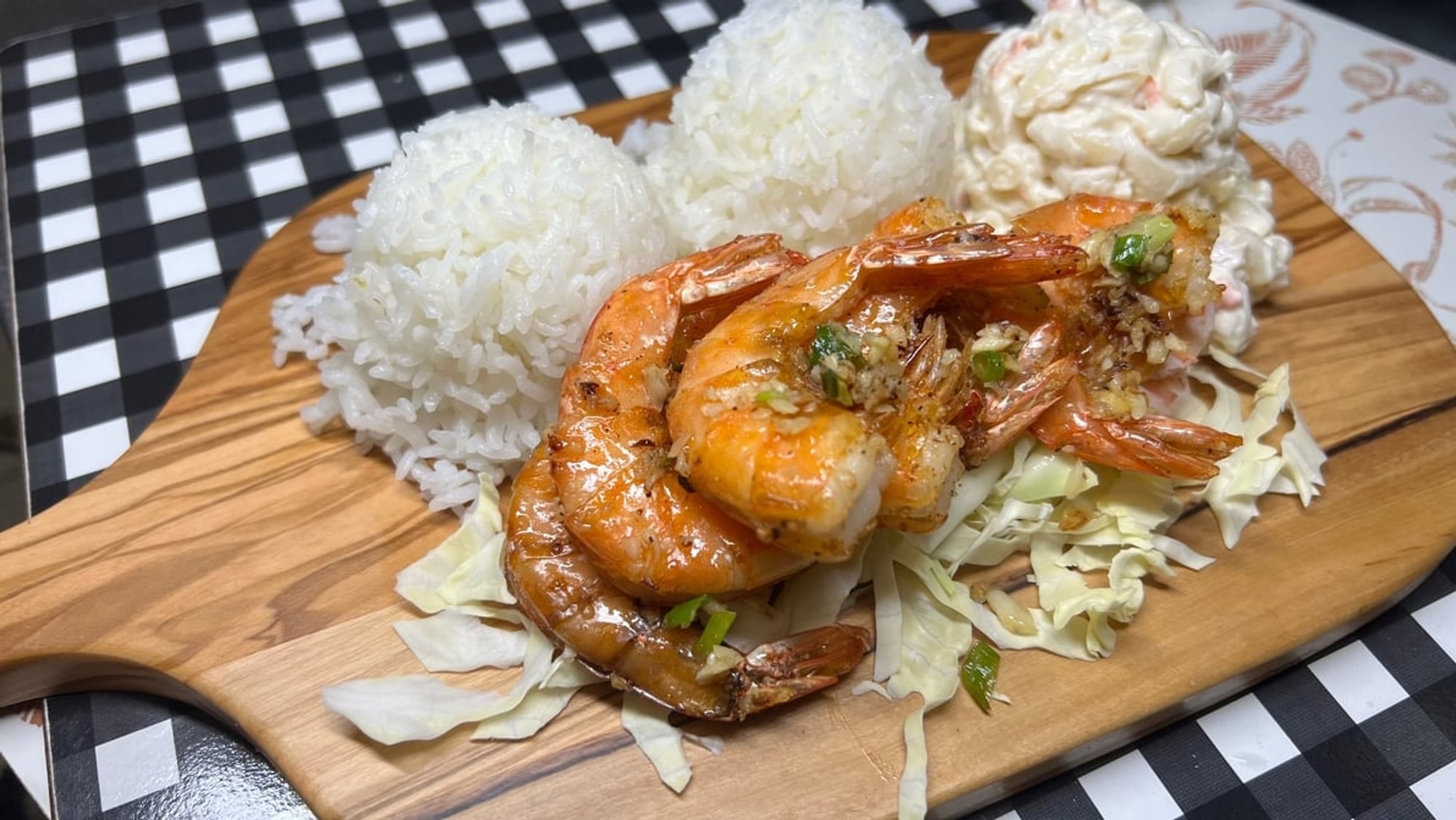 Stir-Fried Shrimp with Garlic
