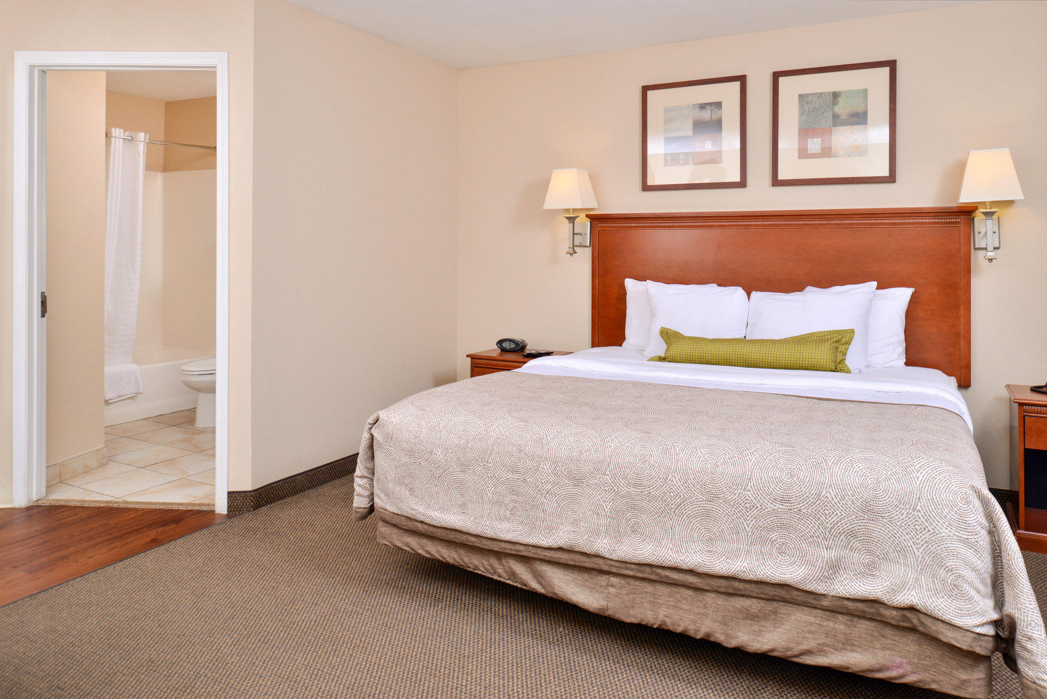 Candlewood Suites Lafayette Photo