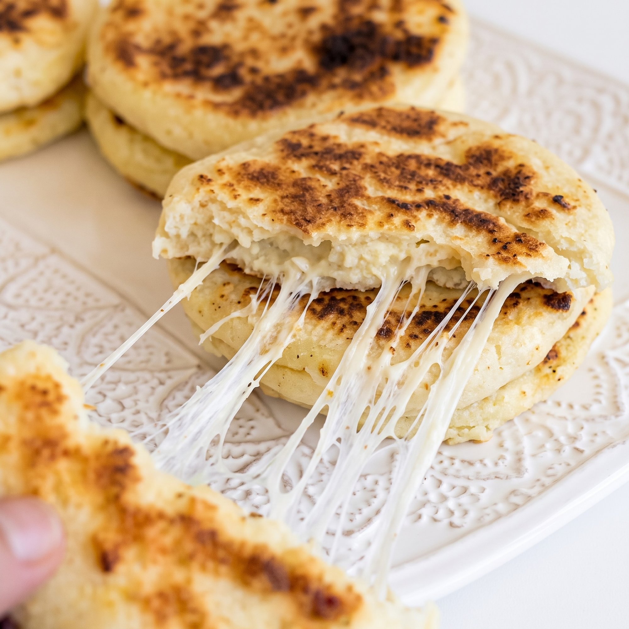 Cheese Arepa (Arepa de Queso)