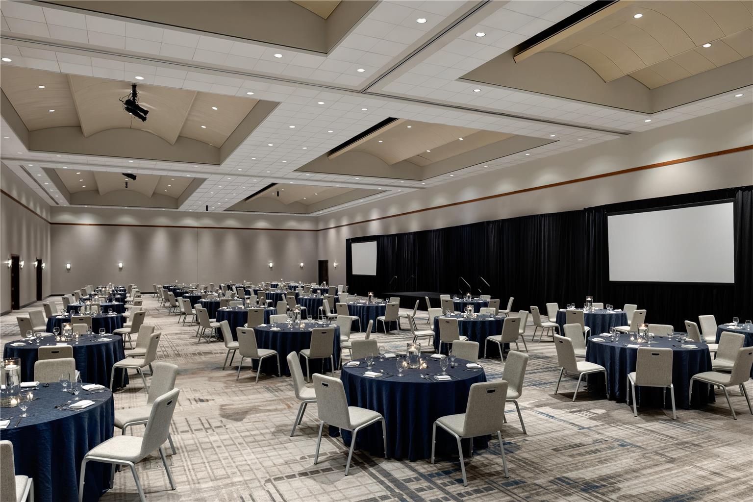 Hilton Baltimore BWI Airport Image