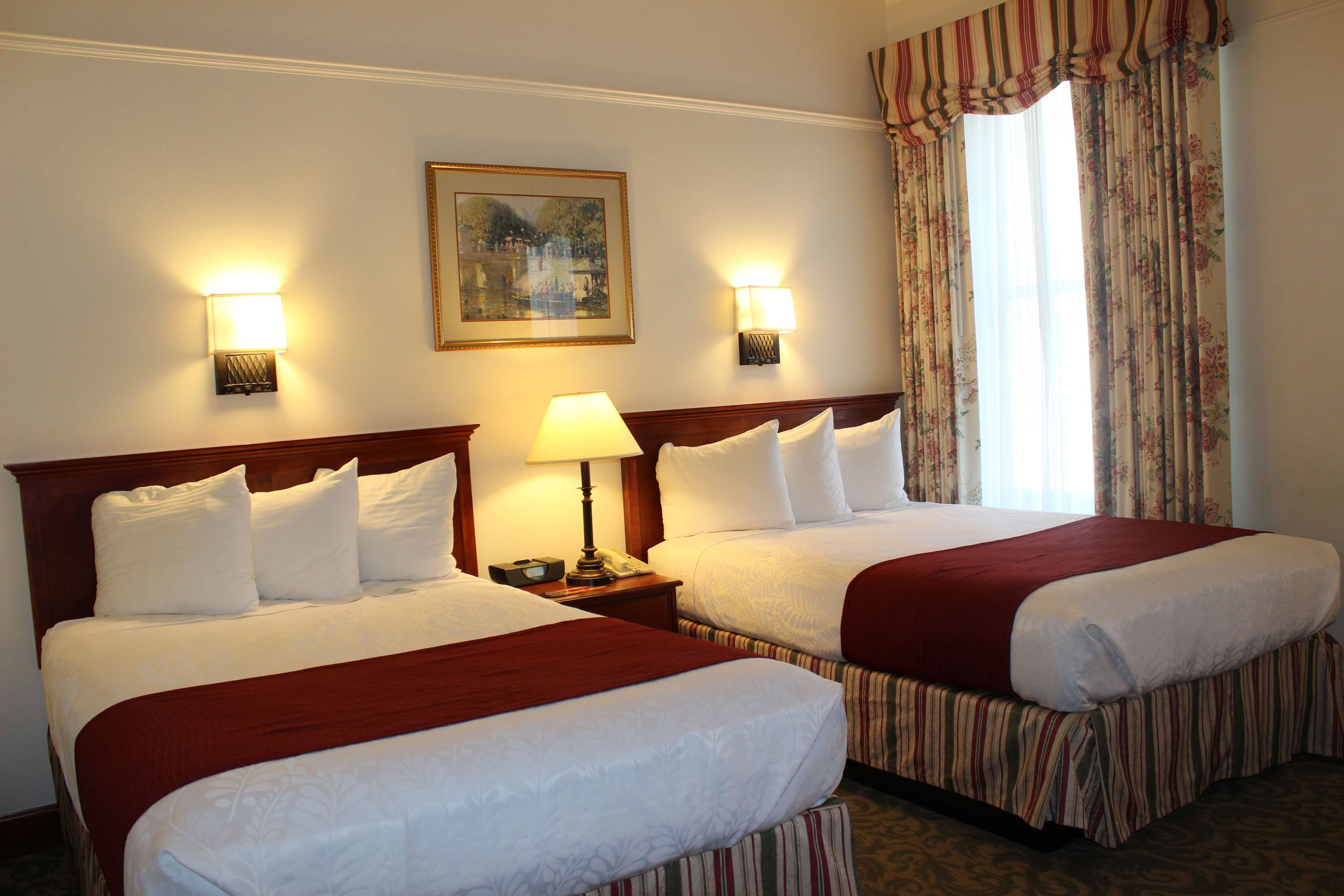 Best Western Plus Pioneer Square Hotel Downtown Photo