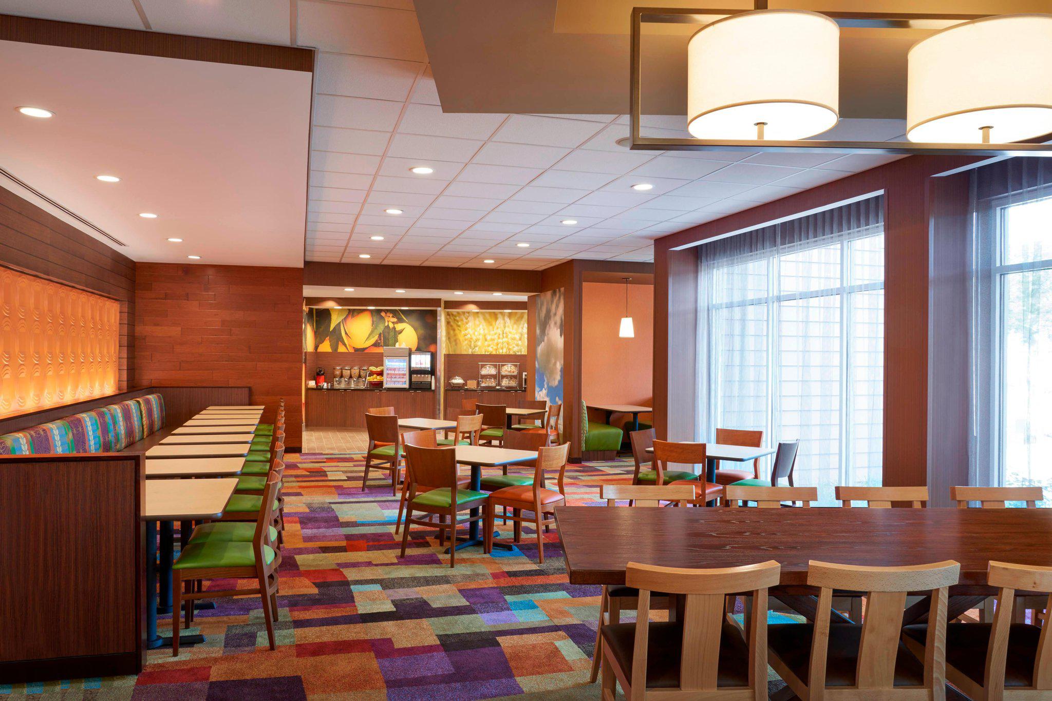 Fairfield Inn & Suites by Marriott Niagara Falls Photo