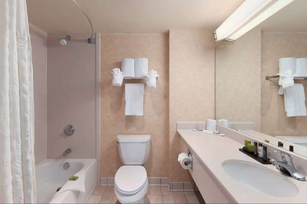 Images Embassy Suites by Hilton Omaha Downtown Old Market