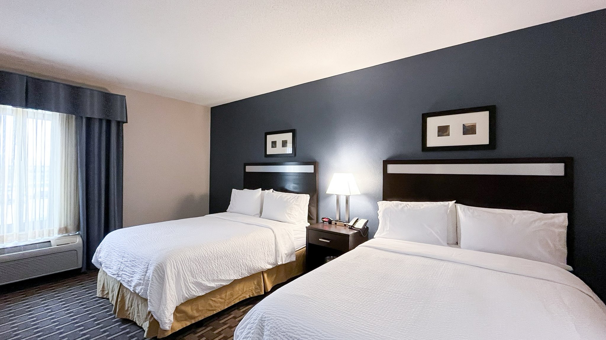 Holiday Inn Express & Suites Morton Peoria Area by IHG Image
