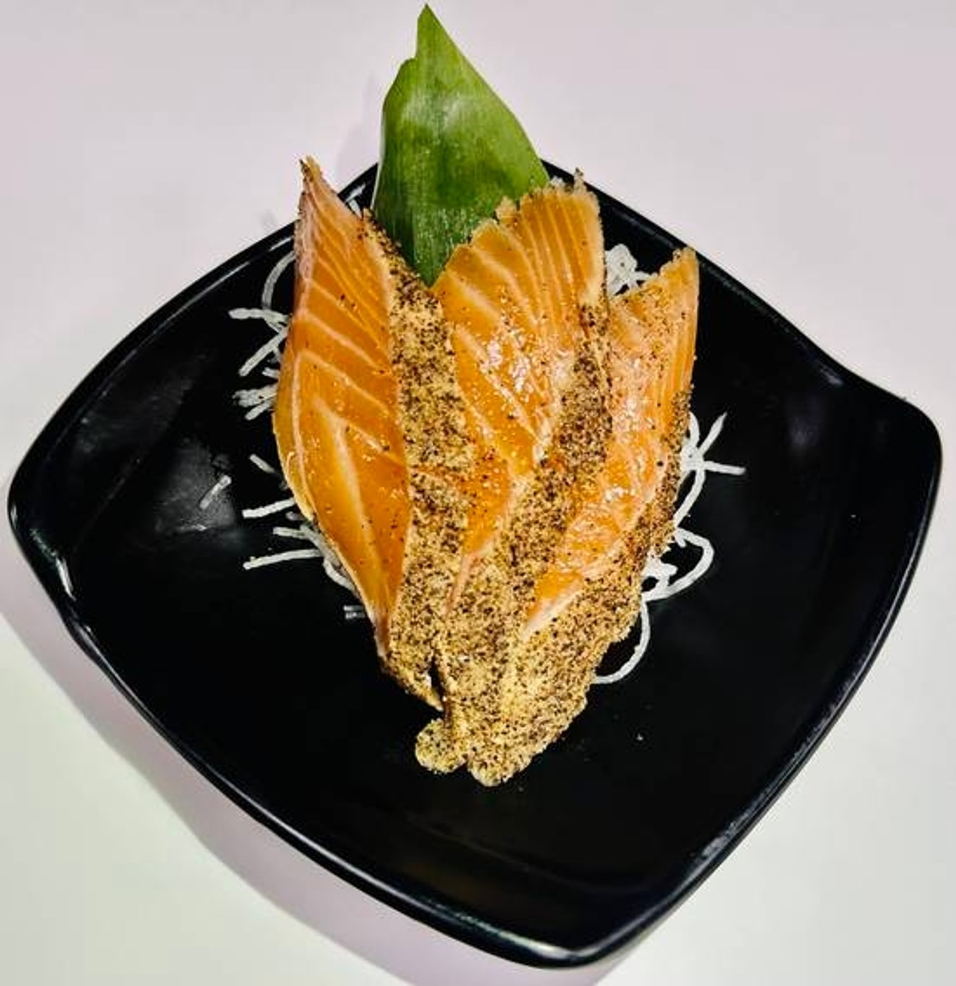 Pepper Salmon Sashimi