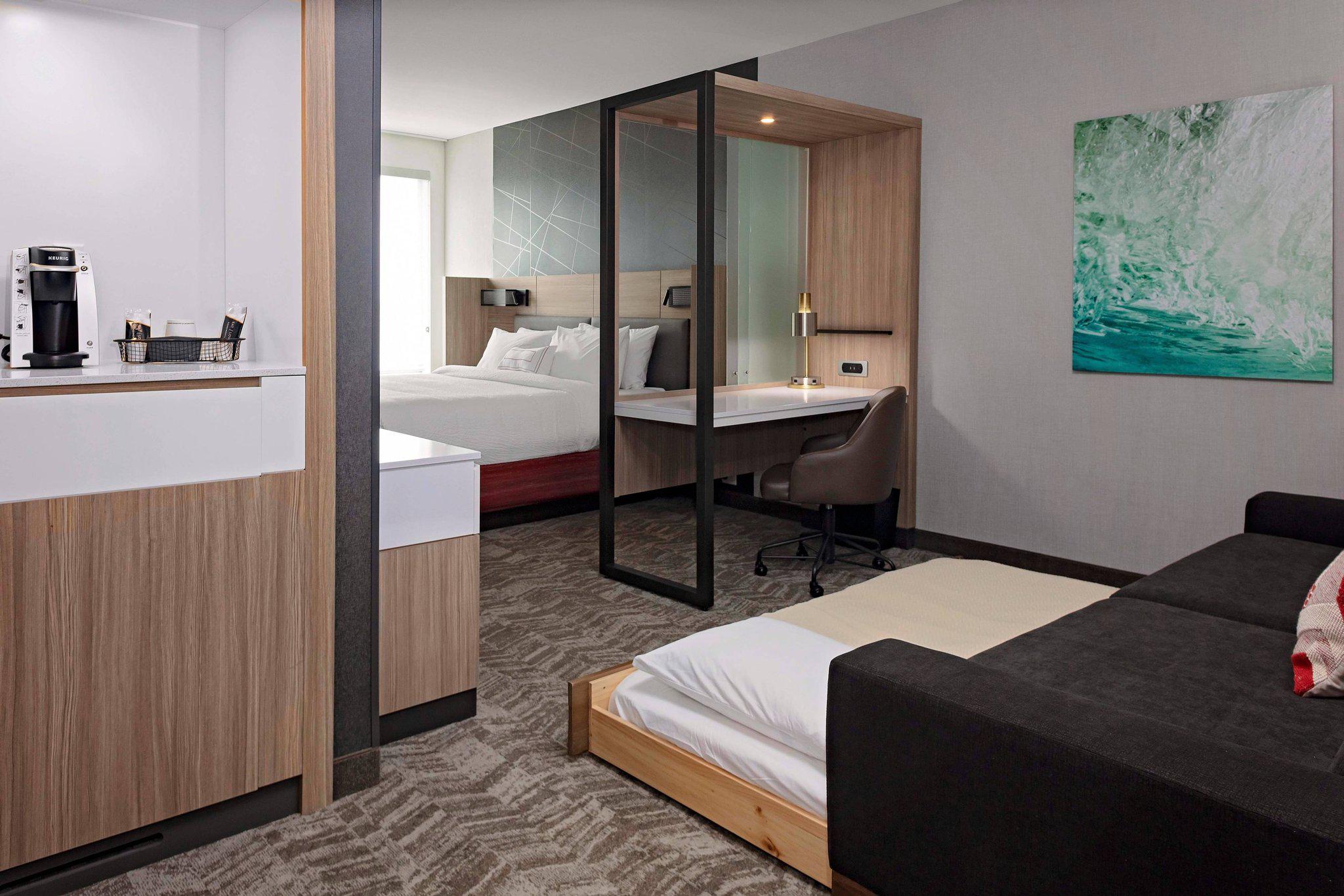 SpringHill Suites by Marriott Kansas City Plaza Photo