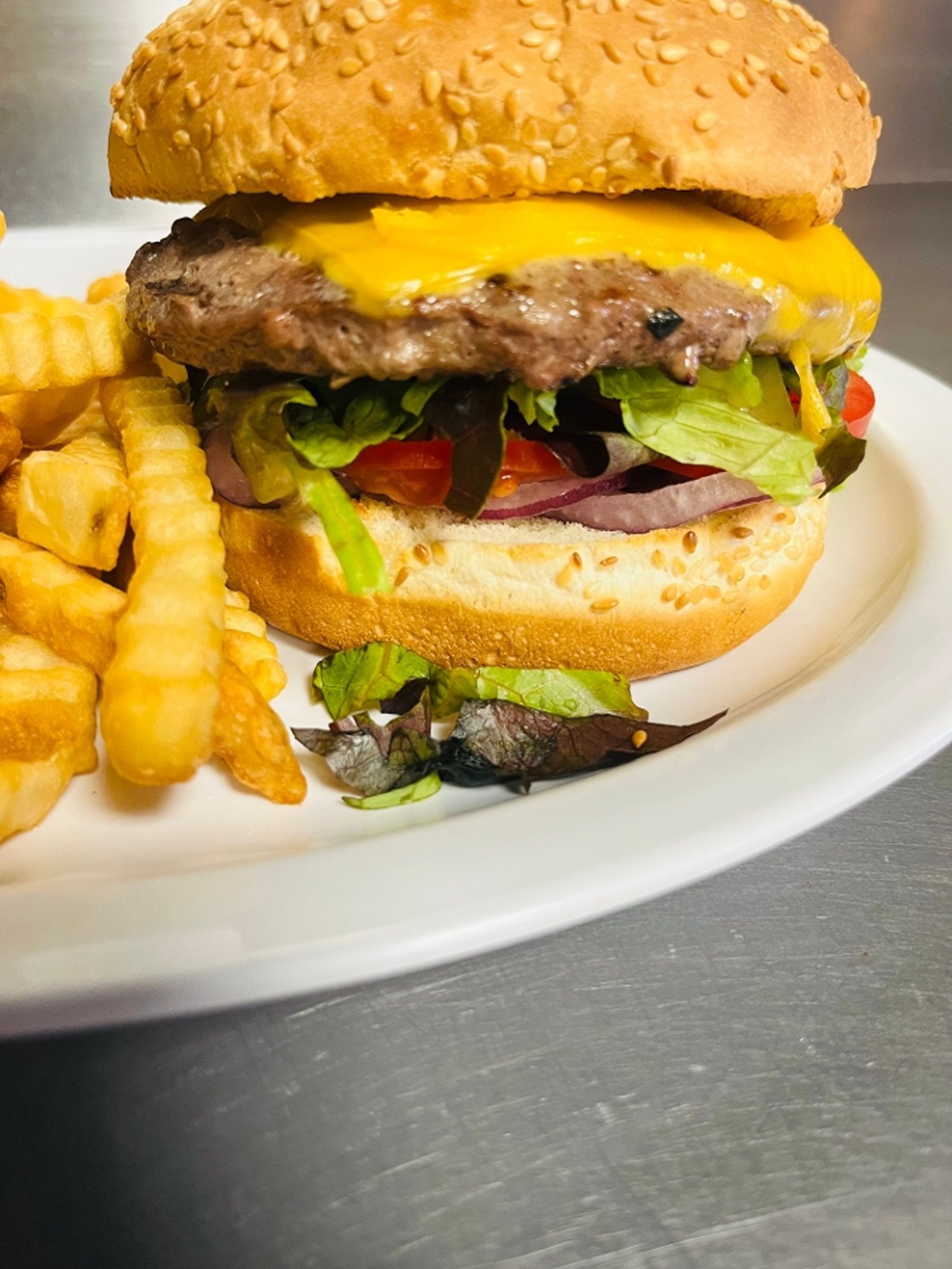 Cheeseburger & Fries