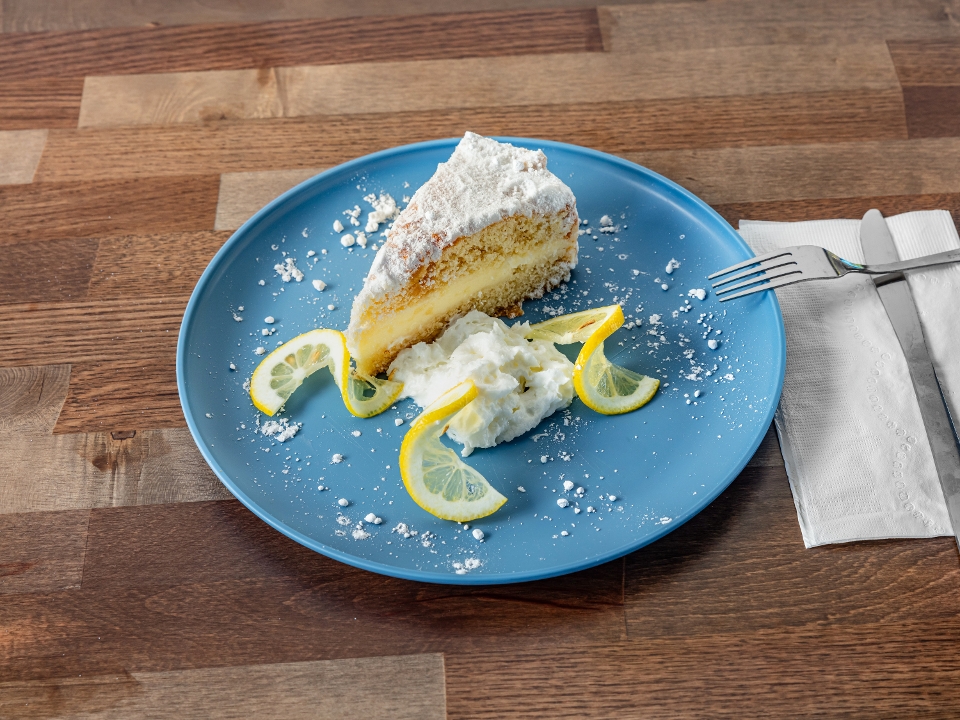 Lemon Cream Cake